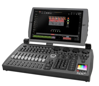 NX2984 NX2-Consola completa, ligera y portatil de iluminacion con pantalla tactil HD de 15.6