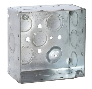 Caja Cuadrada Galvanizada de 4" x 4", profundidad de 2 1/8". Cuenta con 10 KO de 1/2" y 6 TKO (1/2" - 3/4"))